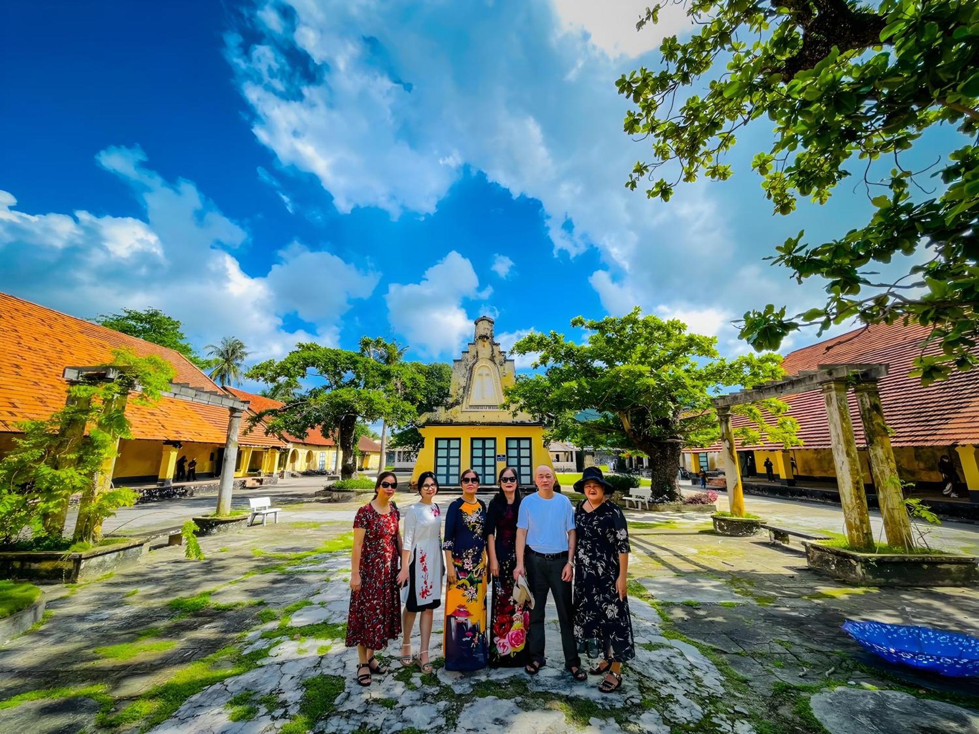 Duy Canh Homestay Chi Khu Co Ong Dış mekan fotoğraf